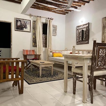 Beytsalaam Apartments Lamu Exteriör bild