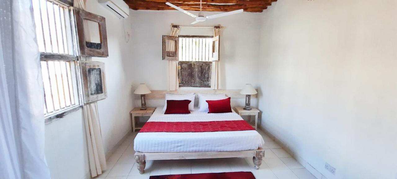 Beytsalaam Apartments Lamu Exteriör bild
